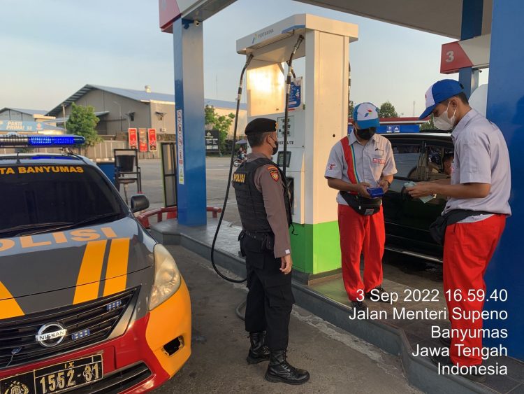 Polresta Banyumas Polda Jateng melaksanakan kegiatan patroli dan pengecekan ketersediaan BBM disejumlah SPBU yang ada di wilayah hukum Polresta Banyumas
