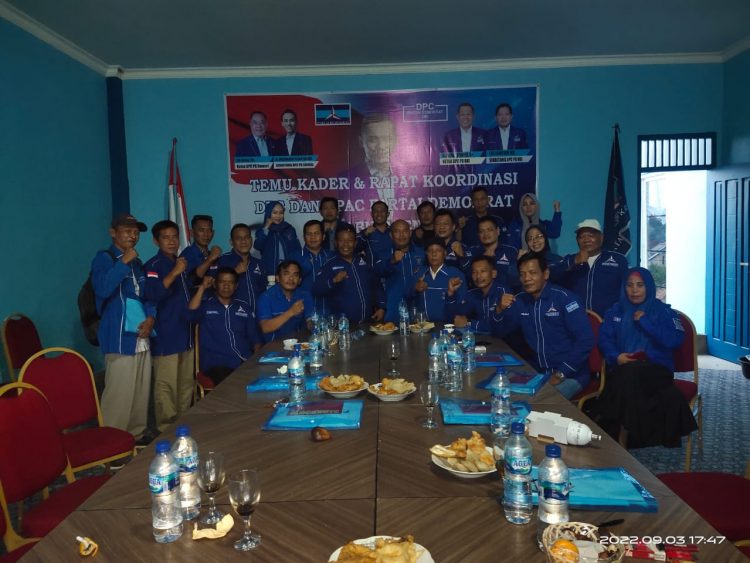 (DPD) Partai Demokrat Kabupaten Ogan Komring Ilir, Provinsi Sumatera Selatan menggelar acara Temu Kader dan Rapat Kordinasi bersama dengan Ketua Pengurus Anak Cabang (PAC) PD se Kabupaten OKI