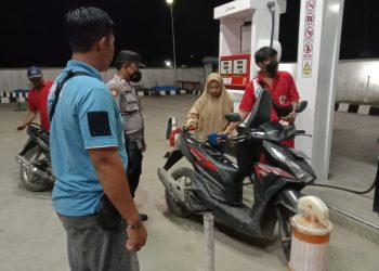 Polres Simalungun dan Jajaran Polsek melakukan patroli ke sejumlah SPBU atau pom bensin sebelum dan setelah diumumkannya penyesuaian harga BBM
