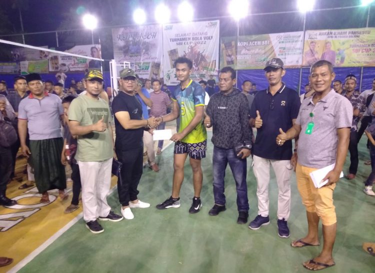 Tim Bima Sakti Menang atas PBVSI Binjai Dengan Skor 3-2 yang berlangsung di Lapangan Bola Voli Sumbok Rayeuk Kecamatan Nibong