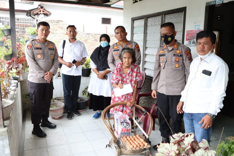 Kapolres Simalungun melaksanakan kegiatan Bakti Sosial kepada masyarakat Kabupaten Simalungun