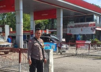 Polsek Simpang Teritip melakukan pengecekan ketersediaan bahan bakar minyak (BBM) SPBU