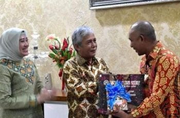 PEMERINTAH Kabupaten Ogan Komering Ilir (OKI) menggelar kenal pamit kepala kejaksaan negeri Ogan Komering Ilir dari Abdi Reza Fachlevi, SH., MH