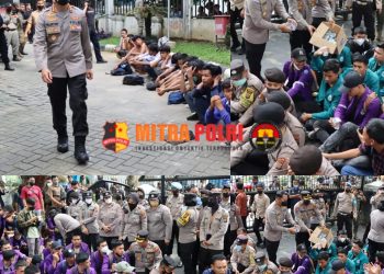 massa dari aliansi ormas, LSM, pemuda dan mahasiswa anti korupsi, Akumulasi Kemarahan Buruh dan Massa, Badan Eksekutif Mahasiswa Seluruh Indonesia (Bemsi) serta Gerakan Mahasiswa Kristen Medan (GMKI), DPC Gerakan Mahasiswa Nasional Indonesia (GMNI) secara bergantian menyampaikan orasinya di depan gedung DPRD Sumut