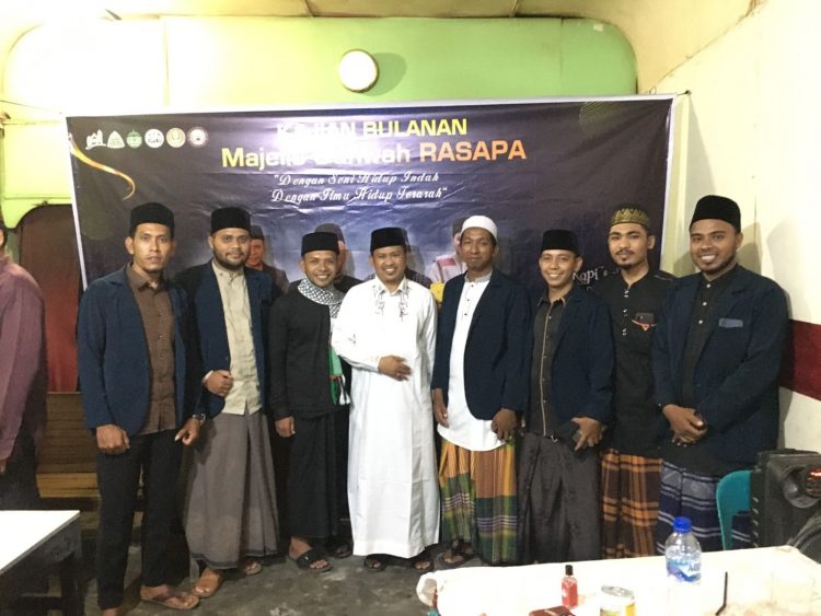 Rabithah Santri Paya Bakong (RASAPA) menggelar Kajian Bulanan "Majelis Qahwah RASAPA"