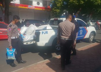 Satlantas Polresta Manado Melaksanakan baksos di pimpin Kasat Lantas Polresta Manado Kompol Benyamin Undap