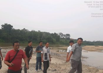 Satreskrim Polres Kuantan Singingi melakukan Penyisiran kegiatan Penambangan Emas Tanpa Ijin (PETI) sebagaimana laporan tentang adanya aktifitas Penambangan Emas Tanpa Izin (PETI) dari masyarakat