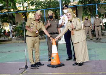Pj Bupati berpesan untuk berkolaborasi dan bersinergi memberikan sosialisasi dan pendidikan tentang keselamatan lalu lintas dan angkutan jalan kepada para pelajar
