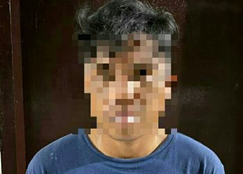 Tim Resmob Polres Bitung mengamankan pelaku penganiayaan terhadap seorang pegawai honorer bernama Chris Wonte (26)