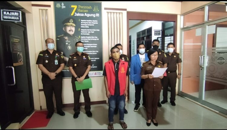 Furqon Syah Lubis, SH MH selaku Kejari Labuhanbatu resmi mengeluarkan surat ketetapan penyelesaian perkara Nomor : S-TAP-5178 /L.2.18/Eoh.2/09/2022