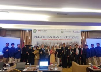 Pelatihan dan Uji Kompetensi Dosen Pendamping Kewirausahaan Universitas Siliwangi yang diadakan di Hotel Horison