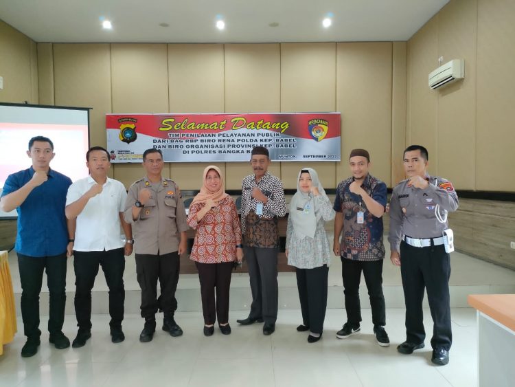 Polres Bangka Barat melaksanakan Penilaian Pelayanan Publik dari Bag RBP Biro Rena Polda Kep. Babel dan Biro Organisasi Prov. Kep. Babel
