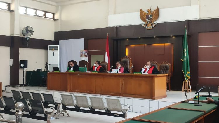 Jaksa Penuntut Umum (JPU) Kejagung RI, menuntut Terdakwa Dalizon dengan hukuman selama 4 tahun penjara