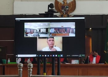 Dua Terdakwa yaitu Ir Sastra Suganda selaku Direktur PT. Karyatama Saviera masuk dalam Daftar Pencarian Orang (DPO) dan Mujib Anwar selaku Project Manager