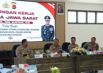 Kapolda Jabar Irjen Pol Drs. Suntana M.Si di dampingi Pejabat Utama Polda Jabar gelar kunjungan kerja ke Mako Polres Bogor
