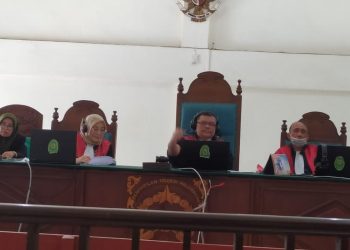 Agung Febrianto terdakwa pemilik satu bungkus narkotika jenis ganja yang ditemukan didalam tas hitam dengan berat 10, 45 gram, divonis oleh Majelis Hakim dengan pidana penjara selama 4 Tahun