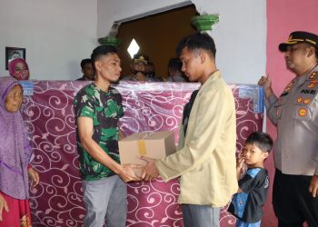 Polres Purbalingga kembali membagikan bantuan sosial (Bansos) berupa paket beras kepada masyarakat terdampak kenaikan harga BBM