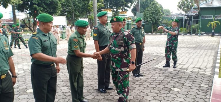 Upacara Korps Raport Kenaikan Pangkat dipimpin oleh Dandim 0505/JT Kolonel Arm Yogo Widiatmoko, S.Sos.,M.Tr (Han)