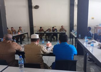 Bupati Nagan Raya HM. Jamin Idham, S.E senin (03/10) melakukan Silaturrahmi dengan para insan pers yang bertugas di Nagan Raya