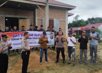 Kepolisan resor (Polres) Kuantan Singingi melaksanakan kegiatan Bakti Sosial dan Silahturahmi dengan Tokoh Agama dan Tokoh masyarakat Dalam rangka Peringatan Maulid Nabi besar Muhammad saw tahun 1444 H/
