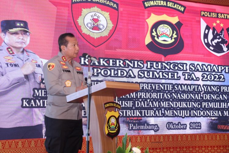 Kapolda Sumsel Irjen Pol Drs Toni Harmanto, MH memberikan arahan dalam Rapat Kerja Teknis (RAKERNIS) Harkam Polri Tahun 2022
