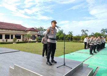 Kapolres Bangka Barat Bangka Barat AKBP Catur Prasetiyo SIK pimpin apel pagi jam Pimpinan