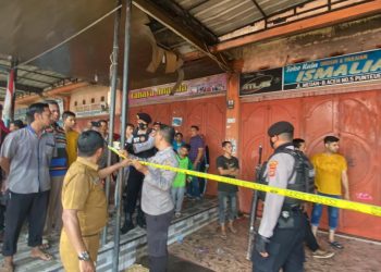 Satu unit rumah toko (ruko) terbakar di pasar Keude Punteut, Gampong Ulee Blang Mane, Kecamatan Blang Mangat, Kota Lhokseumawe