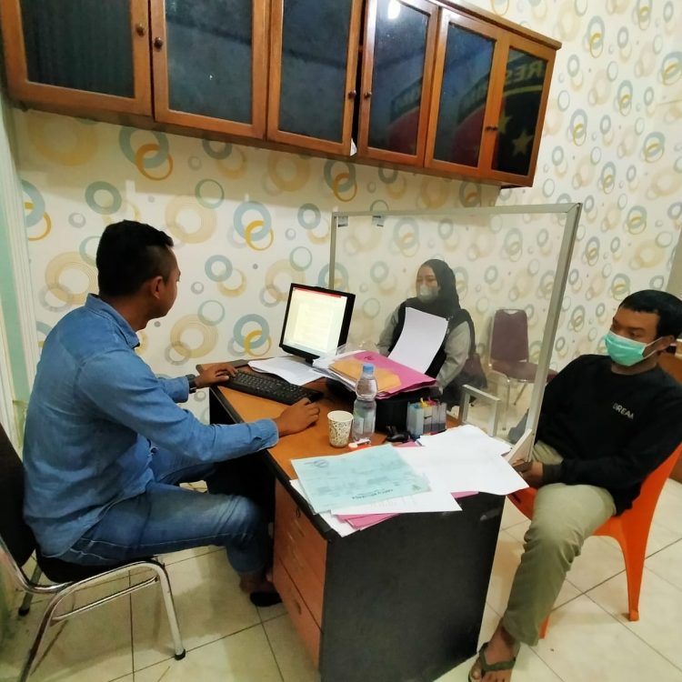 DK (18) warga Desa Ciberem Kec. Sumbang Kab. Banyumas ditangkap Unit PPA Satreskrim Polresta Banyumas karena telah menyetubuhi anak dibawah umur