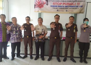 Kasat Binmas Polres Bangka Lakukan kegiatan Sosialisasi Saber Pungli. Kamis (13/10/2022)