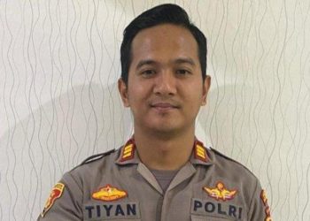 Kapolsek Mentok AKP Tiyan Talingga