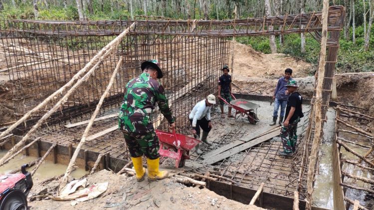 TMMD Ke-115 Kodim 0402/OKI terus kebut pengerjaan Box Culvert di Desa Cahya Bumi Kecamatan Lempuing Kab Ogan Komering Ilir