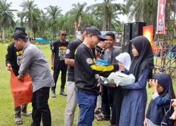 Kapolsek Kejuruan Muda AKP Sudirman. SE beserta Anggota Personel Polsek Kejuruan Muda Menghadiri kegiatan " JAMBORE SCOOTER ACEH TAMIANG KE - 8 TAHUN 2022