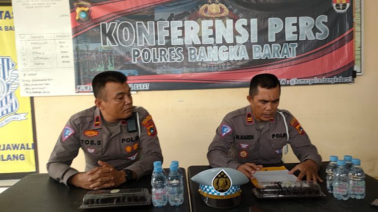 Satuan Lalu Lintas Kepolisian Resor Bangka Barat, menggelar konferensi pers telah melaksanakan Operasi Zebra Menumbing Tahun 2022