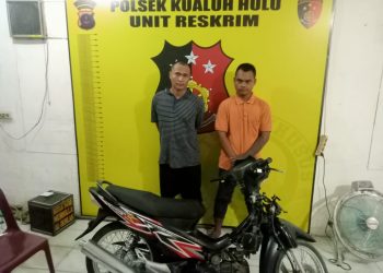 Dua tersangka pelaku tindak pidana pencurian kenderaan bermotor (curanmor), spesialis jalanan di ruas Jalan Lintas Sumatera (Jalinsum)