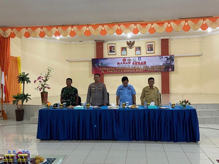 Wakapolres Bangka Barat Kompol Andri Eko Setiawan, SIK melaksanakan Kegiatan Rapat Akbar Persiapan Pemilihan Kepala Desa tahun 2022