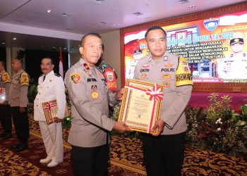 Kapolda Sumsel, Irjen Pol Albertus Rachmad Wibowo melalui Wakapolda, Brigjen Pol Rudi Setiawan membuka secara langsung acara Rakernis Fungsi Binmas