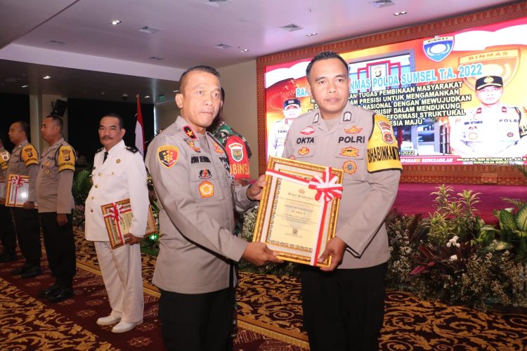 Kapolda Sumsel, Irjen Pol Albertus Rachmad Wibowo melalui Wakapolda, Brigjen Pol Rudi Setiawan membuka secara langsung acara Rakernis Fungsi Binmas