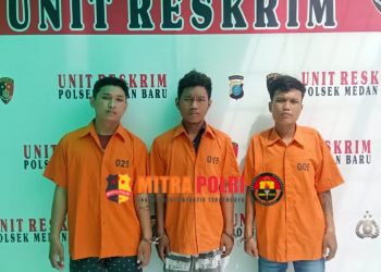 Unit Reskrim Polsek Medan Baru menangkap tiga orang pelaku pencurian dengan kekerasan (Curas) spesialis handphone di Kota Medan