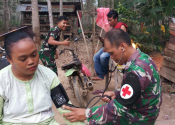 TNI Manunggal Membangun Desa (TMMD) ke-115 Juga berikan pelayanan kesehatan gratis bagi masyarakat Desa Cahya Bumi