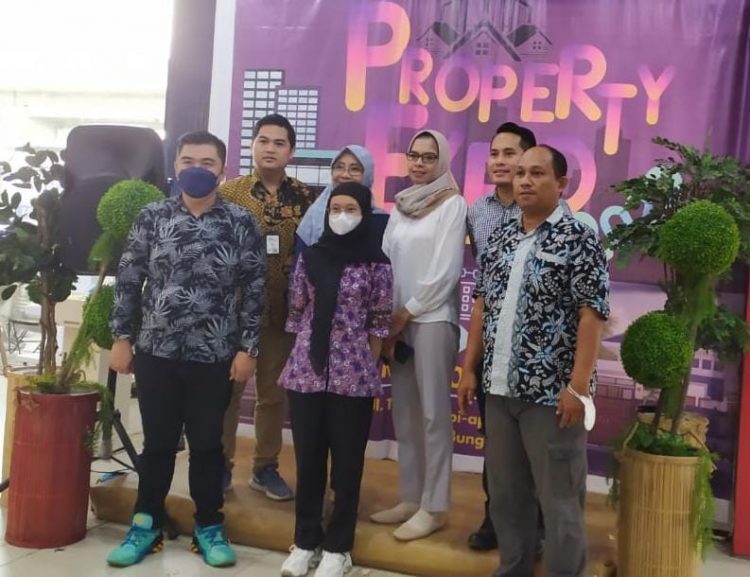 Mitra 10 mengadakan acara pameran perumahan yang bertema Property Expo