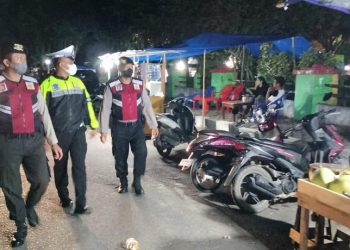 Jajaran Kepolisian Resor Kuantan Singingi melaksanakan patroli Kegiatan Rutin Yang Ditingkatkan (KRYD) di wilayah Kabupaten Kuantan Singingi