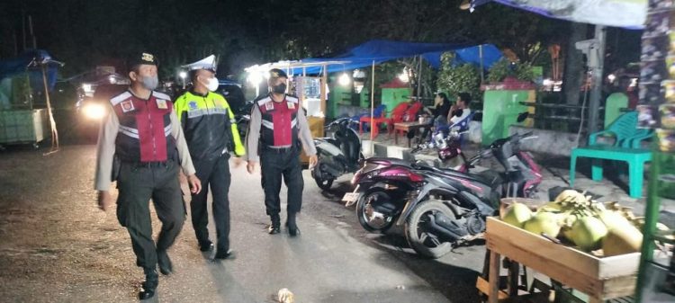 Jajaran Kepolisian Resor Kuantan Singingi melaksanakan patroli Kegiatan Rutin Yang Ditingkatkan (KRYD) di wilayah Kabupaten Kuantan Singingi