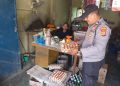 Jajaran Polsek Nisam memastikan persediaan sembako di pasar - pasar tradisional di Kecamatan Nisam