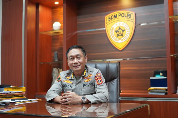 Karo SDM Polda Sumsel Kombes Pol Ucu Kuspriyadi SIK MH MSI
