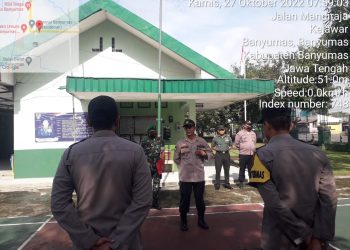 Polsek Banyumas menggelar apel pagi bersama yang di ikuti oleh seluruh anggota Polsek dan Koramil 07 Banyumas