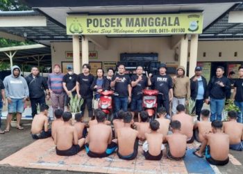 Jajaran Kepolisian Polsek Manggala bersama Personil Timsus Polrestabes Makassar berhasil mengamankan 16 (Enam belas) orang pelajar Sekolah Menegah Pertama