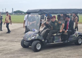 Menhan Letjen TNI Purn Prabowo Subianti tiba di Puspenerbad Pondok Cabe