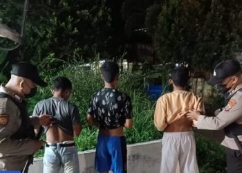 Personel Polresta Manado dan jajaran polsek terus memberikan imbauan dan pesan kamtibmas secara langsung melalui patroli sikat pemabuk jalanan (sibulan)