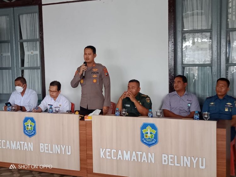 Kapolres Bangka Pimpin Rapat Mediasi Forkopimda Kabupaten Bangka serta Forkopimcam Kecamatan Belinyu dengan pihak penambang dan nelayan Belinyu