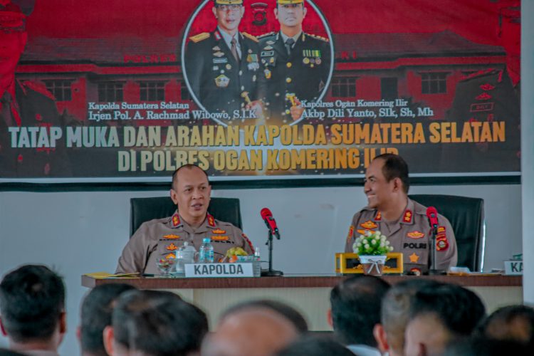 Kunjungan Irjen Pol A. Rachmad ke Polres OKI, Jumat 4 November 2022 di ruang pertemuan Mapolres OKI